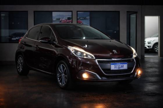 PEUGEOT 208 1.6 GRIFFE 16V FLEX 4P AUTOMÁTICO PEUGEOT 208 1.6 GRIFFE 16V FLEX 4P AUTOMÁTICO